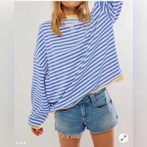 VIRAL Free People Classic Striped Crewneck sweatshirt